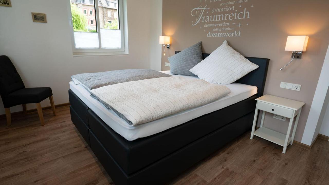 Neu Mont Royal Suiten 2 Bis 4 Personen Traben-Trarbach Extérieur photo